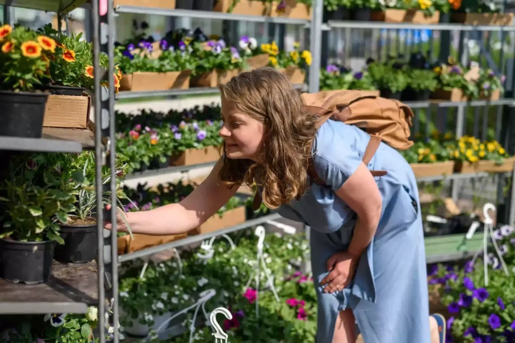 Explore the Vibrant Flower Market Bangkok – A Floral Paradise!